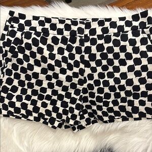 Trina Turk Black and White Shorts size 4